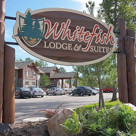 Whitefish Lodge And Suites Cross Lake Екстериор снимка