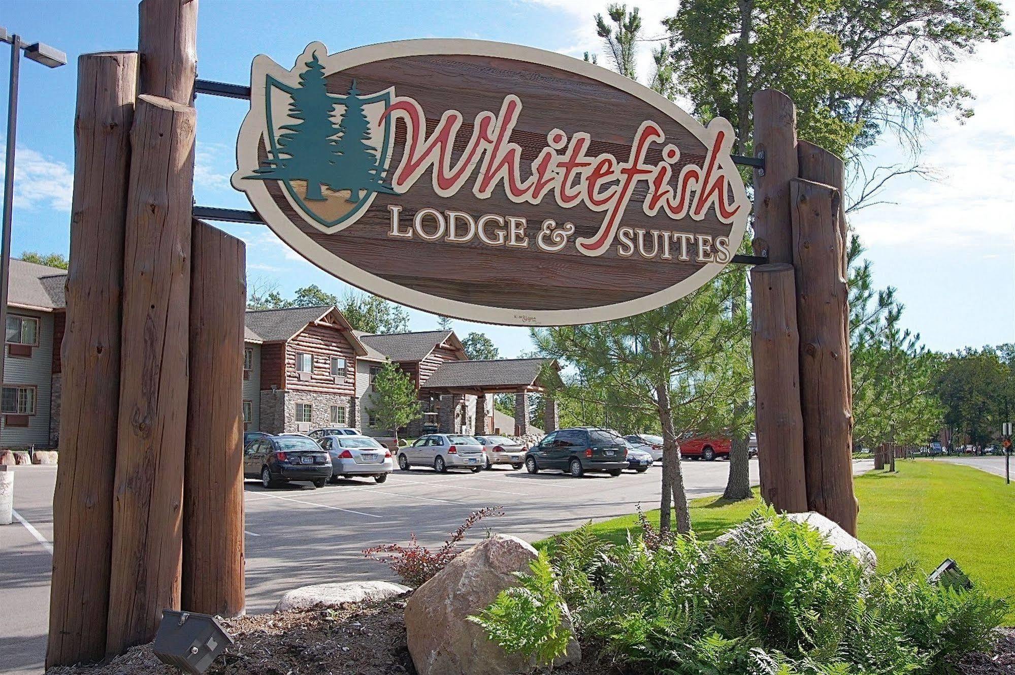 Whitefish Lodge And Suites Cross Lake Екстериор снимка